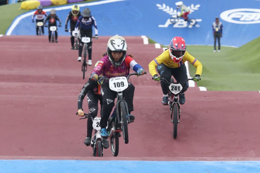 bmx06092504
